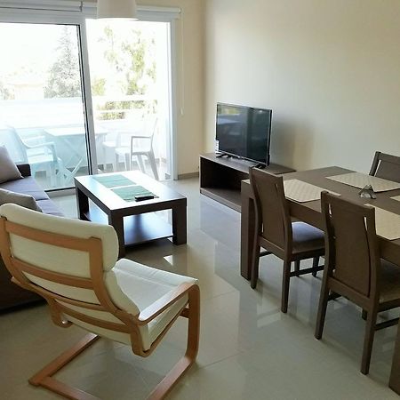 라르나카 32 Hill Court 아파트 외부 사진