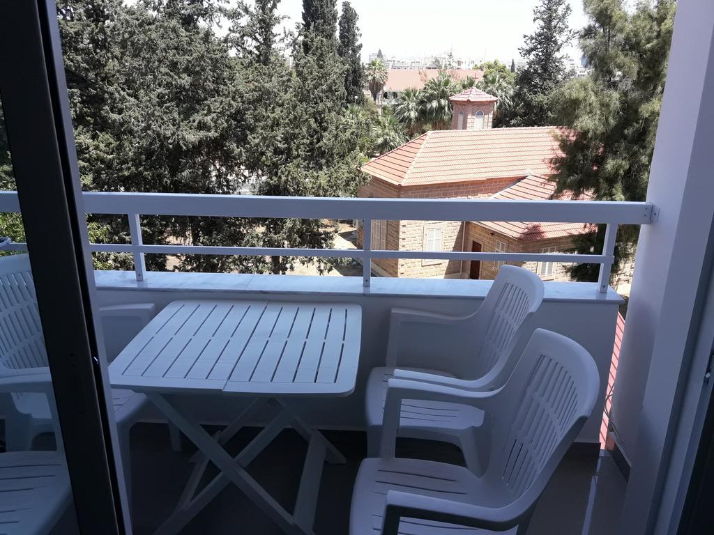 라르나카 32 Hill Court 아파트 외부 사진